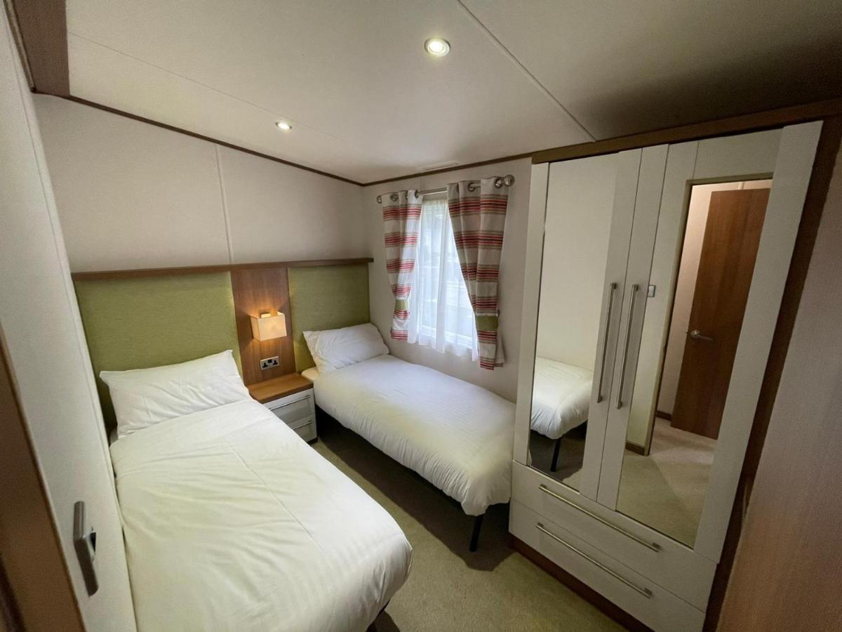 Golden Anchor - The Milano - Coastal Caravan Breaks Chapel Saint Leonards Eksteriør bilde