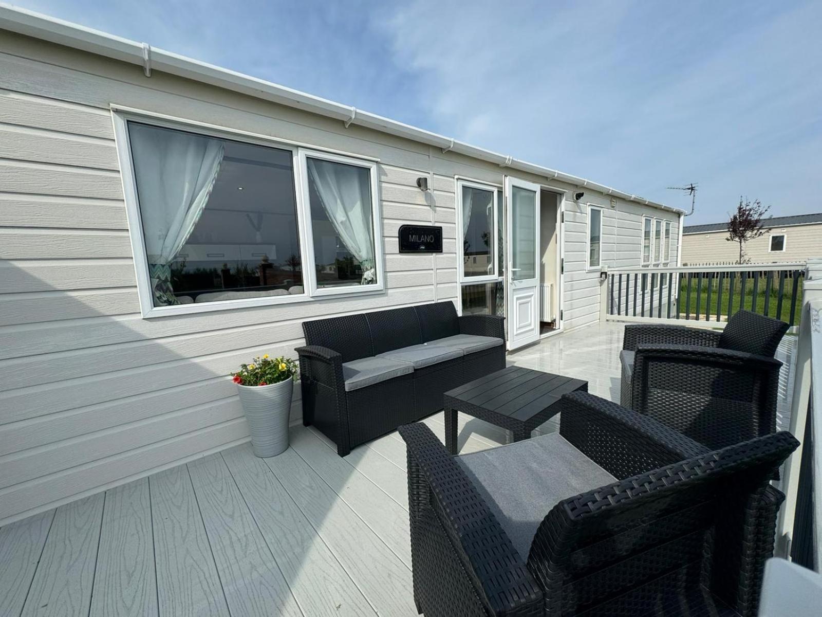 Golden Anchor - The Milano - Coastal Caravan Breaks Chapel Saint Leonards Eksteriør bilde